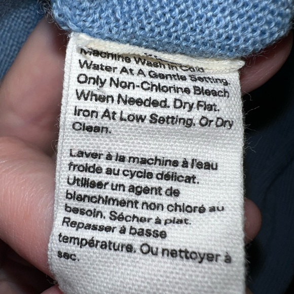 Hudson North Merino Wool V-Neck Sweater - Picture 10 of 10